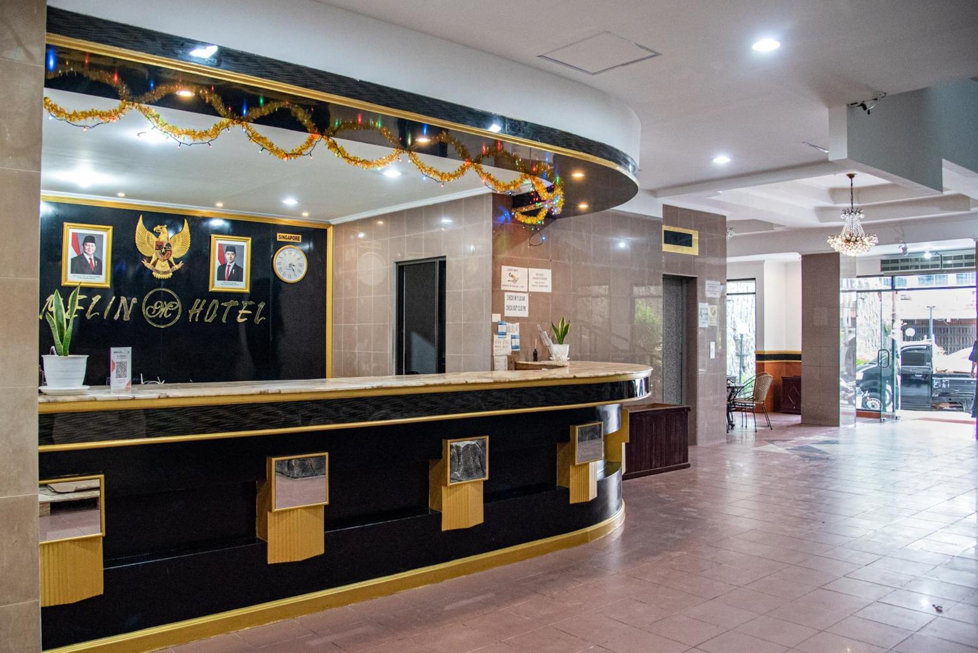 Melin Hotel Tanjungpinang Exterior photo